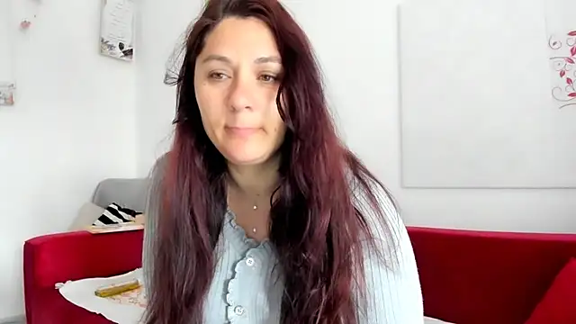 Snapshot of EVELYNA88 chatting on 06/12/26, 07:50 EVELYNA88 online show from 06/12/26, 07:50