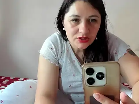 EVELYNA88 online show from 02/16/26, 11:42