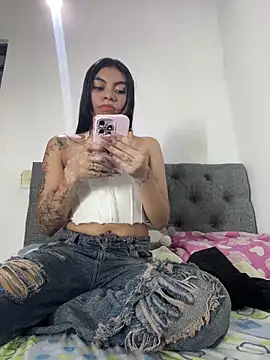 eimmy  skinny online show from 05/19/26, 05:58