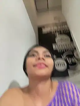 eimmy  skinny online show from 04/30/26, 07:43
