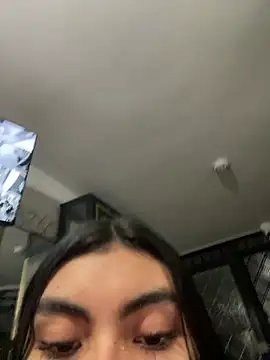 eimmy  skinny online show from 04/18/26, 07:11