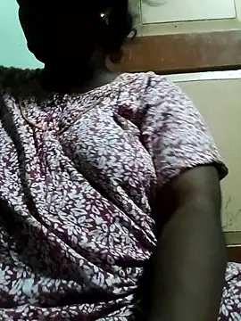 tamilkaviya431 online show from 04/10/26, 04:47