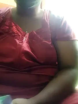 tamilkaviya431 online show from 04/29/26, 02:05