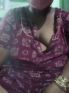 Snapshot of tamilkaviya431 chatting on 06/11/26, 12:12 tamilkaviya431 online show from 06/11/26, 12:12