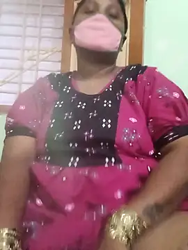 Snapshot of tamilkaviya431 chatting on 06/26/26, 12:44 tamilkaviya431 online show from 06/26/26, 12:44