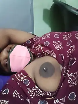 tamilkaviya431 online show from 05/17/26, 05:24