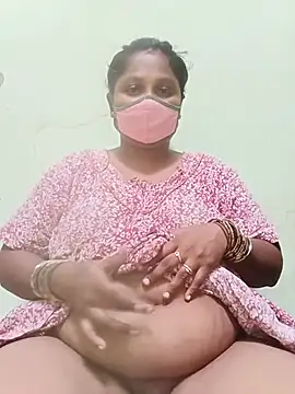 Snapshot of tamilkaviya431 chatting on 07/01/26, 05:41 tamilkaviya431 online show from 07/01/26, 05:41