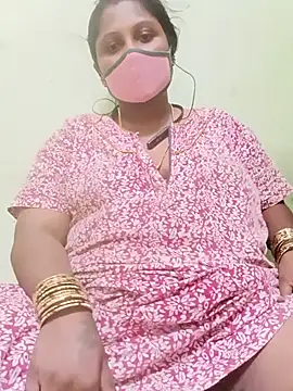 Snapshot of tamilkaviya431 chatting on 06/07/26, 06:51 tamilkaviya431 online show from 06/07/26, 06:51