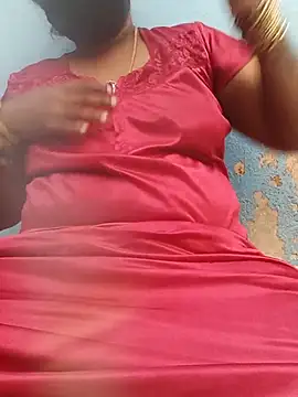 Snapshot of tamilkaviya431 chatting on 07/09/26, 01:17 tamilkaviya431 online show from 07/09/26, 01:17