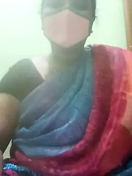 Snapshot of tamilkaviya431 chatting on 07/04/26, 11:53 tamilkaviya431 online show from 07/04/26, 11:53