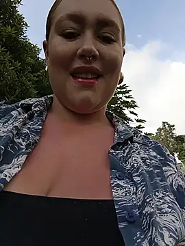 Snapshot of Freckless_ chatting on 02/21/26, 08:44 Freckless online show from 02/21/26, 08:44