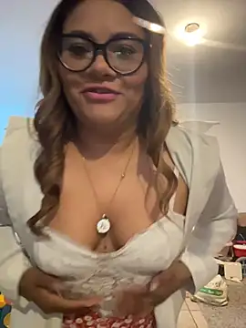 ludmila x online show from 03/04/26, 02:08