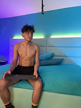 abrilandjulian online show from 03/03/26, 11:39