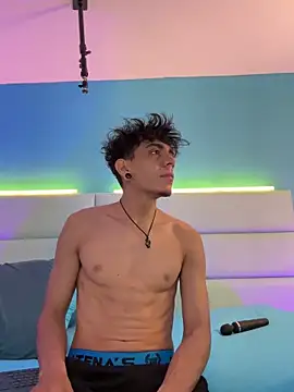 abrilandjulian online show from 03/17/26, 11:57