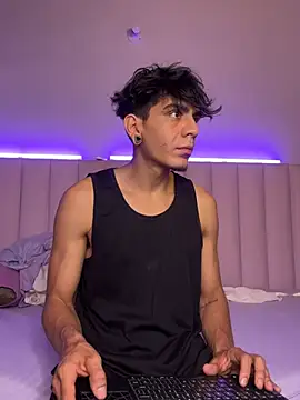 abrilandjulian online show from 03/27/26, 11:55