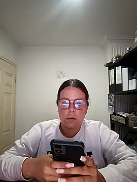 Blanquita vip online show from 03/18/26, 01:02