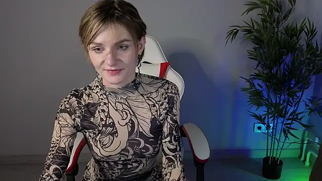 Snapshot of BjorkLight chatting on 02/20/26, 06:19 BjorkLight online show from 02/20/26, 06:19