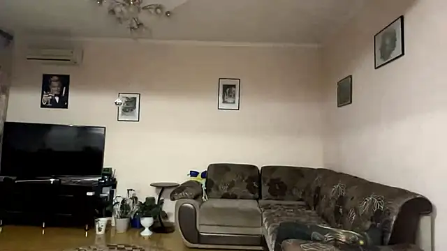 PinkTraible online show from 02/28/26, 11:21