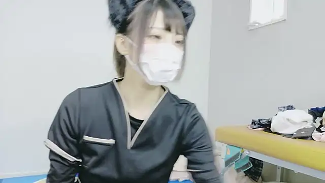 nene sakurada online show from 03/18/26, 02:26