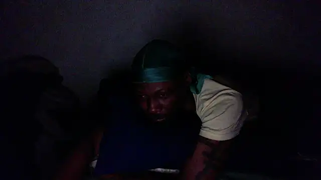 Snapshot of LongBrownDagger chatting on 02/16/26, 01:15 LongBrownDagger online show from 02/16/26, 01:15