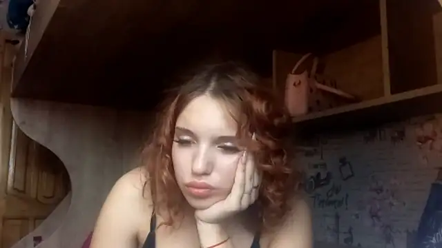 Snapshot of HepSoftener chatting on 02/15/26, 06:25 HepSoftener online show from 02/15/26, 06:25