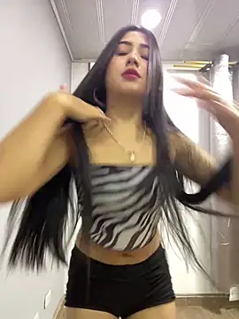 Miss isakovaa online show from 02/15/26, 11:09