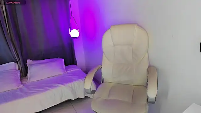 Irisbeel online show from 04/18/26, 05:10