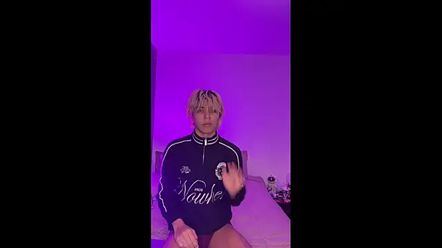 prince oliverr online show from 04/15/26, 06:19