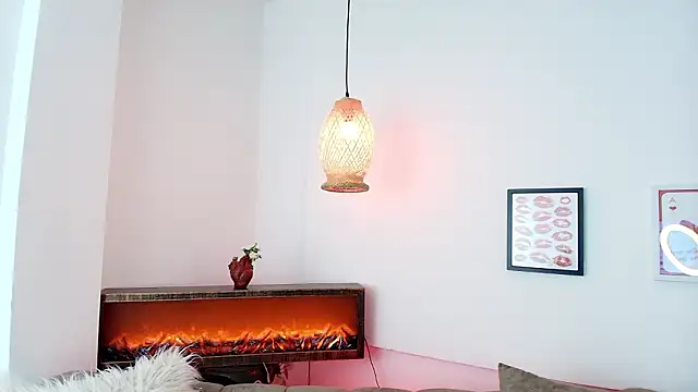 sweet-moon online show from 03/11/26, 02:00