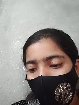 Snapshot of tanisha-me chatting on 02/17/26, 04:32 tanisha-me online show from 02/17/26, 04:32