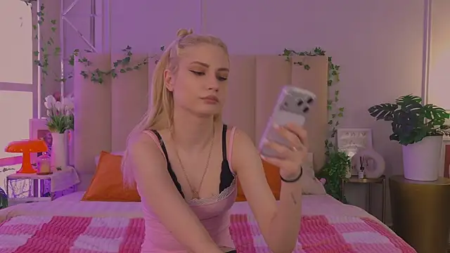 JadenLove  online show from 05/04/26, 05:16