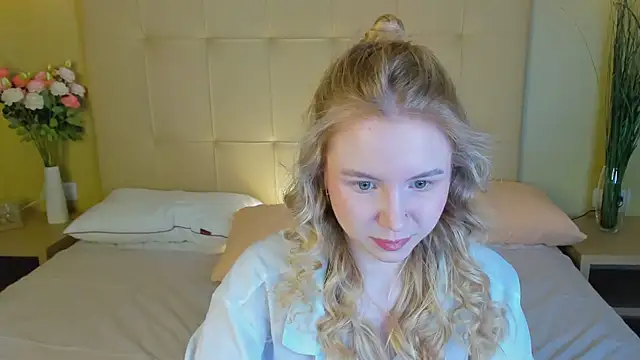 Linda  Bloom online show from 03/22/26, 01:09