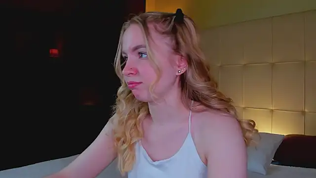 Linda  Bloom online show from 04/13/26, 01:09