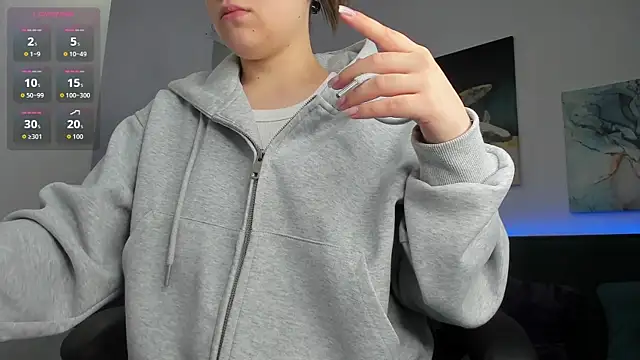 Snapshot of me1issa_sss chatting on 02/17/26, 01:03 me1issa sss online show from 02/17/26, 01:03