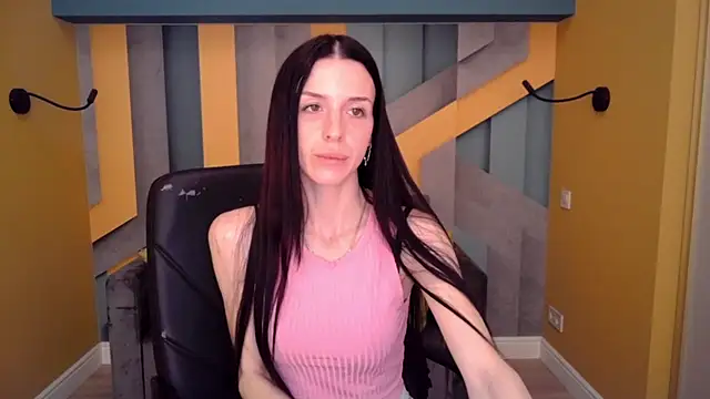 Snapshot of NoirDiva chatting on 04/22/26, 05:47 NoirDiva online show from 04/22/26, 05:47