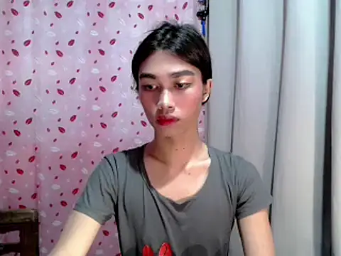 Snapshot of katrina_bigcock69 chatting on 03/03/26, 04:47 katrina bigcock69 online show from 03/03/26, 04:47