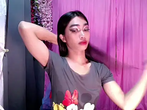 Snapshot of katrina_bigcock69 chatting on 02/16/26, 03:21 katrina bigcock69 online show from 02/16/26, 03:21