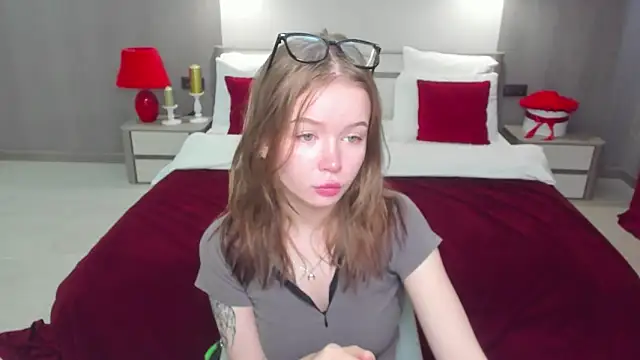 Violetta  Dreams online show from 04/07/26, 04:25