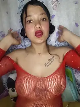 Snapshot of Bloom_Dahlia chatting on 02/19/26, 05:37 Bloom Dahlia online show from 02/19/26, 05:37