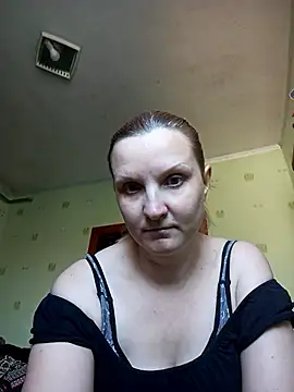 SusanGold9211 online show from 04/14/26, 07:46