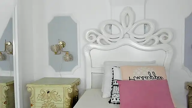 pinkmoon30 online show from 03/23/26, 05:13