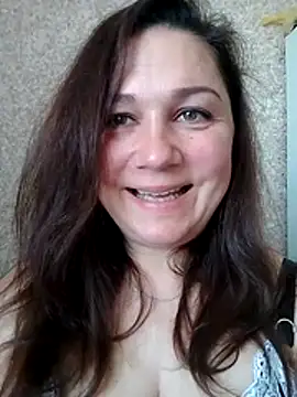 Susan8421 online show from 05/05/26, 07:55