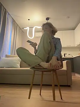 Snapshot of CarmenBlues_ chatting on 02/23/26, 02:06 CarmenBlues online show from 02/23/26, 02:06