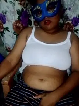 shanaya-baby77 online show from 02/16/26, 03:21