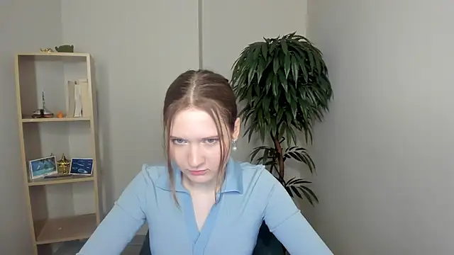 KourtneyRevira online show from 02/15/26, 08:35