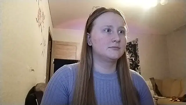 AnikaLipps online show from 04/17/26, 02:25