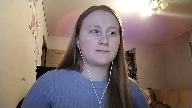 AnikaLipps online show from 04/10/26, 01:34