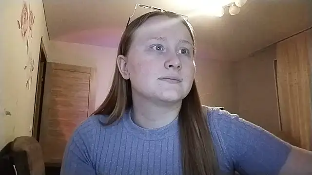 AnikaLipps online show from 04/14/26, 10:37