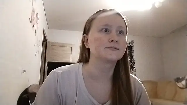 Snapshot of AnikaLipps chatting on 06/08/26, 01:28 AnikaLipps online show from 06/08/26, 01:28