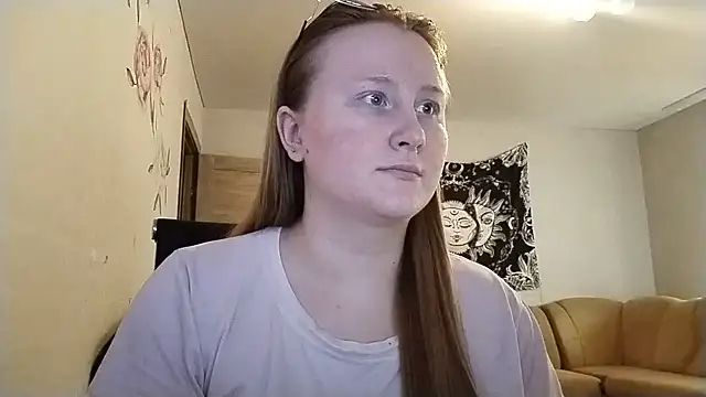 Snapshot of AnikaLipps chatting on 07/18/26, 04:26 AnikaLipps online show from 07/18/26, 04:26